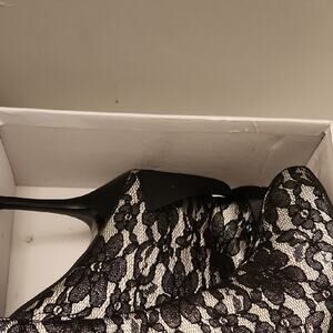 Ashro Black and White Lace Ankle Boots 11